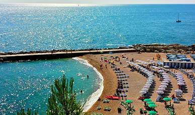 immobiliare-numana-sirolo-riviera-del-conero-spiaggia-sirolo